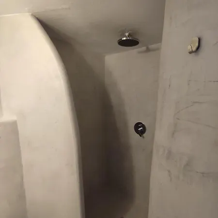 Bed & Breakfast Blue Dome Fira (Santorini)