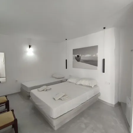 Blue Dome Bed & Breakfast *